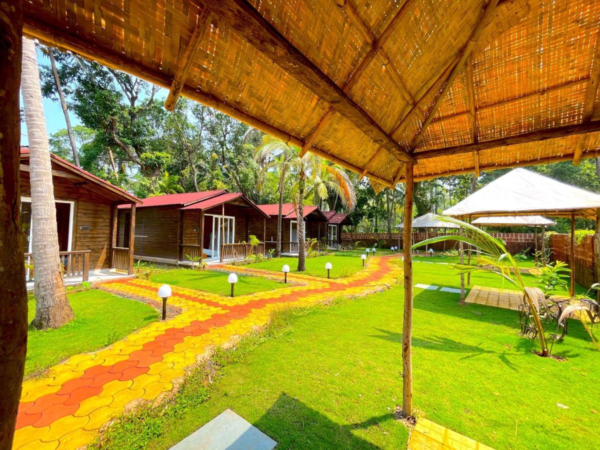 Coco Teros Resort Mandrem Exterior photo