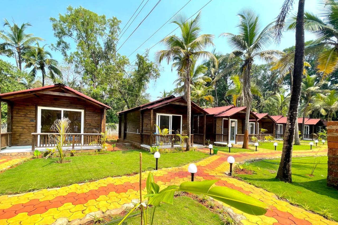 Coco Teros Resort Mandrem Exterior photo