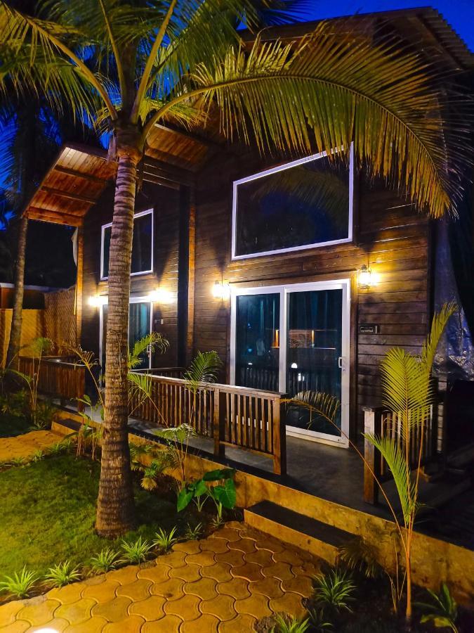 Coco Teros Resort Mandrem Exterior photo
